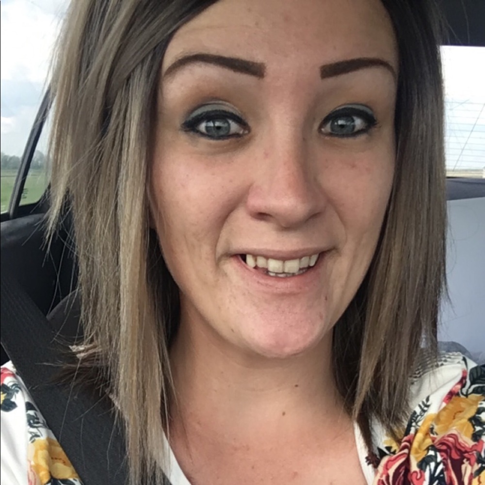 Meet your Posher, Breanna